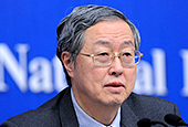 周小川阐述资本项放开最新路径：有管理的可自由兑换